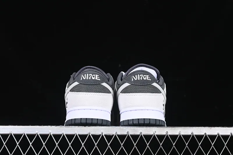 All categories Nk SB Dunk series Nk SB Dunk Low low-top sneakers Nk Dunk Low 85 double hook series White Gray Panda SB low-top sports and leisure sneakers HV1800-101